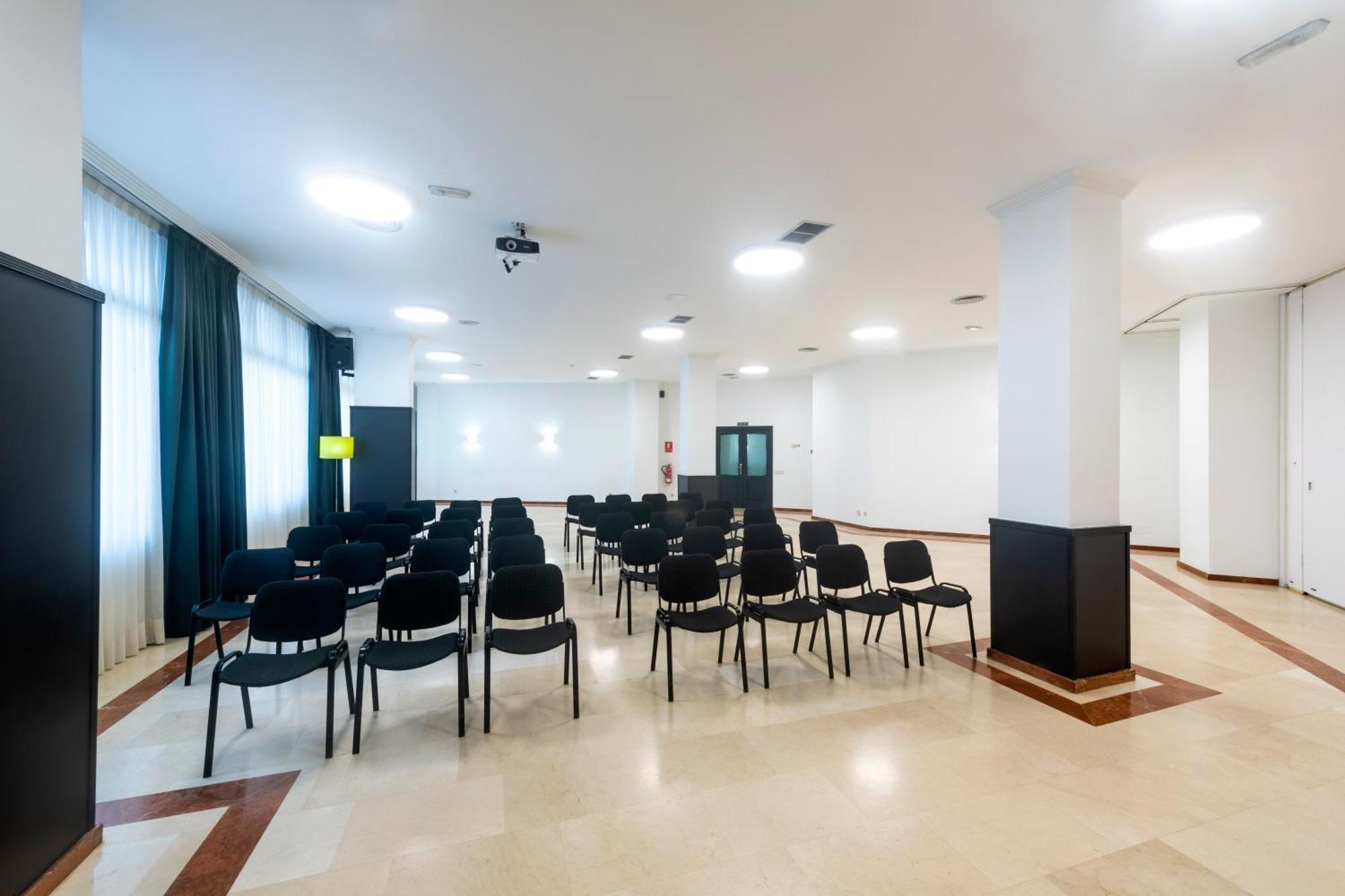 Galicia Palace Ποντεβέντρα Εξωτερικό φωτογραφία